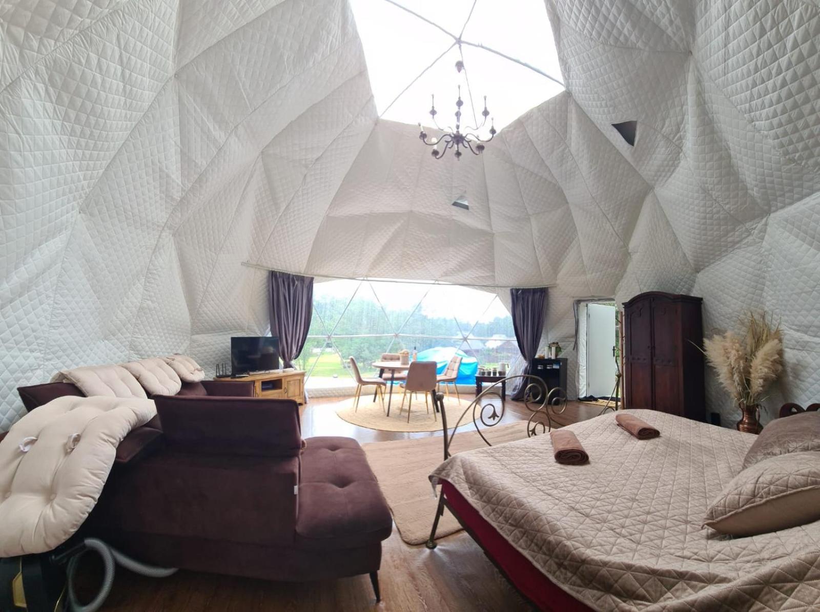 Hotel Glamping Pod Orlem à Cedynia Extérieur photo