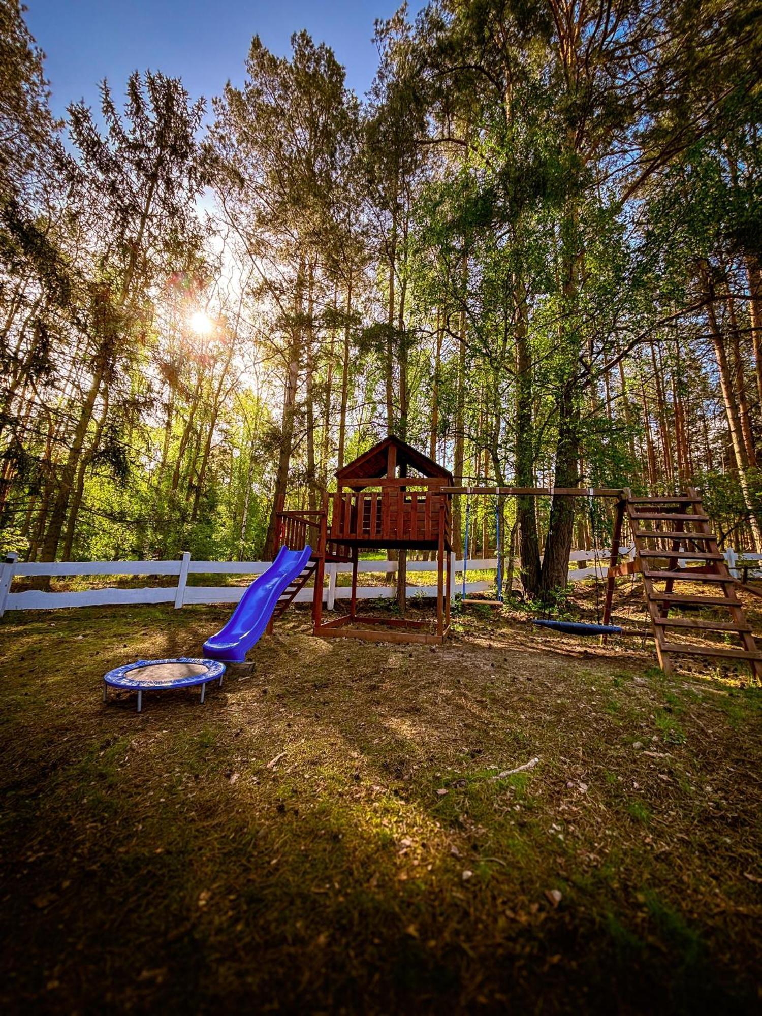 Hotel Glamping Pod Orlem à Cedynia Extérieur photo